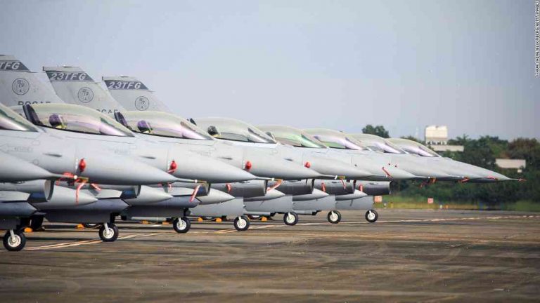 Taiwan scrambles jets as Chinese aircraft move in 'risky' swoop